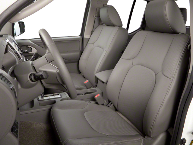 2010 Nissan Frontier LE