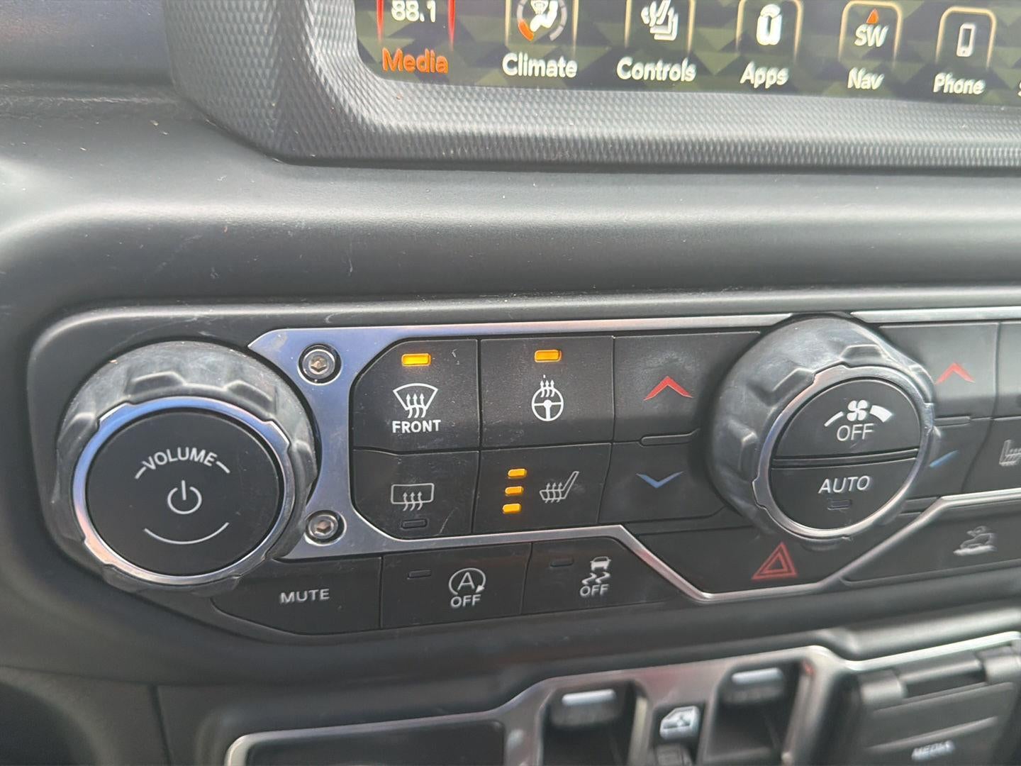 2022 Jeep Gladiator Mojave