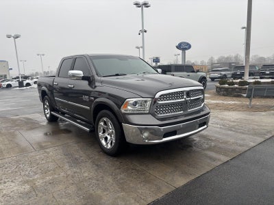 2017 RAM 1500 LARAMIE 4X2 CREW CAB 5'7