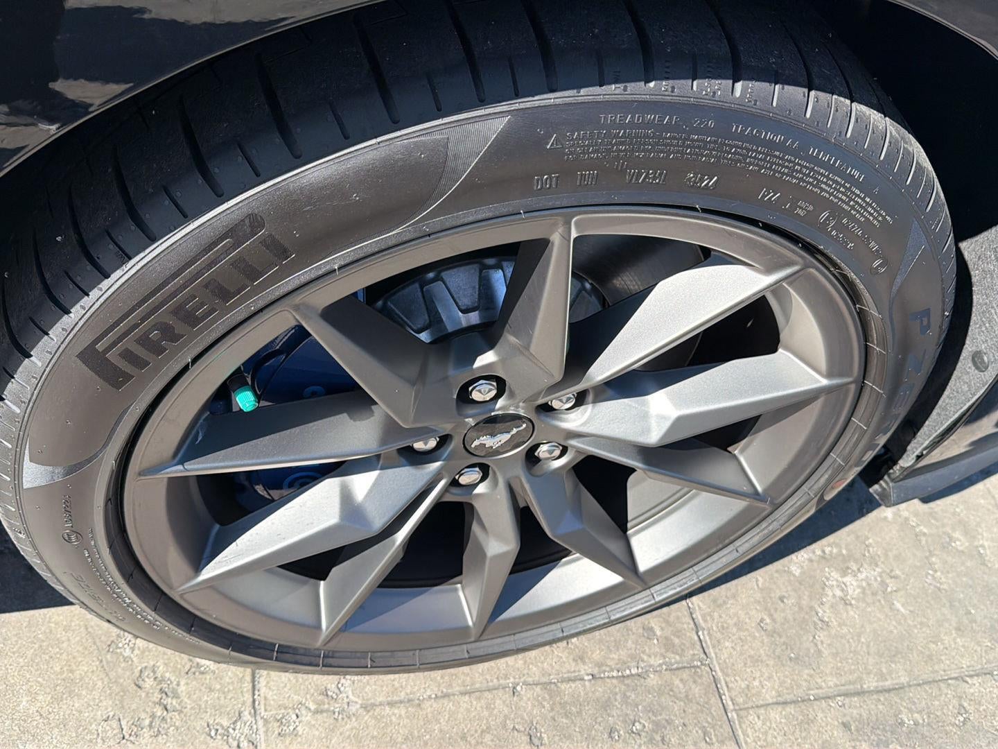 2025 Ford Mustang Dark Horse