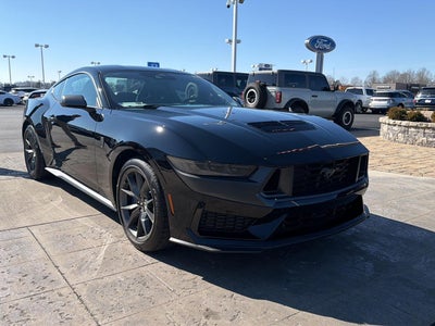 2025 Ford Mustang Dark Horse
