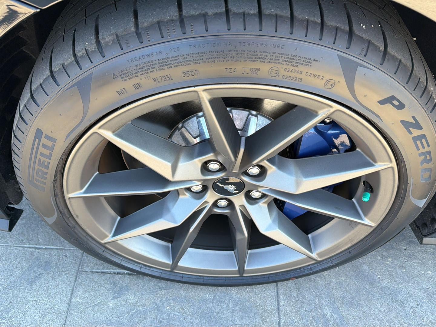 2025 Ford Mustang Dark Horse