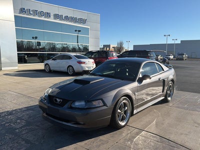 2004 Ford MUSTANG Base
