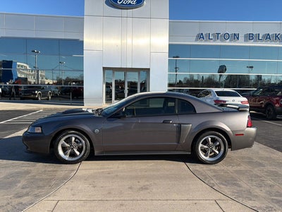 2004 Ford MUSTANG Base