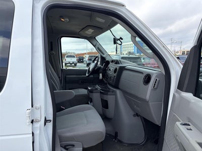 2012 Ford E-Series E-350 SD XLT