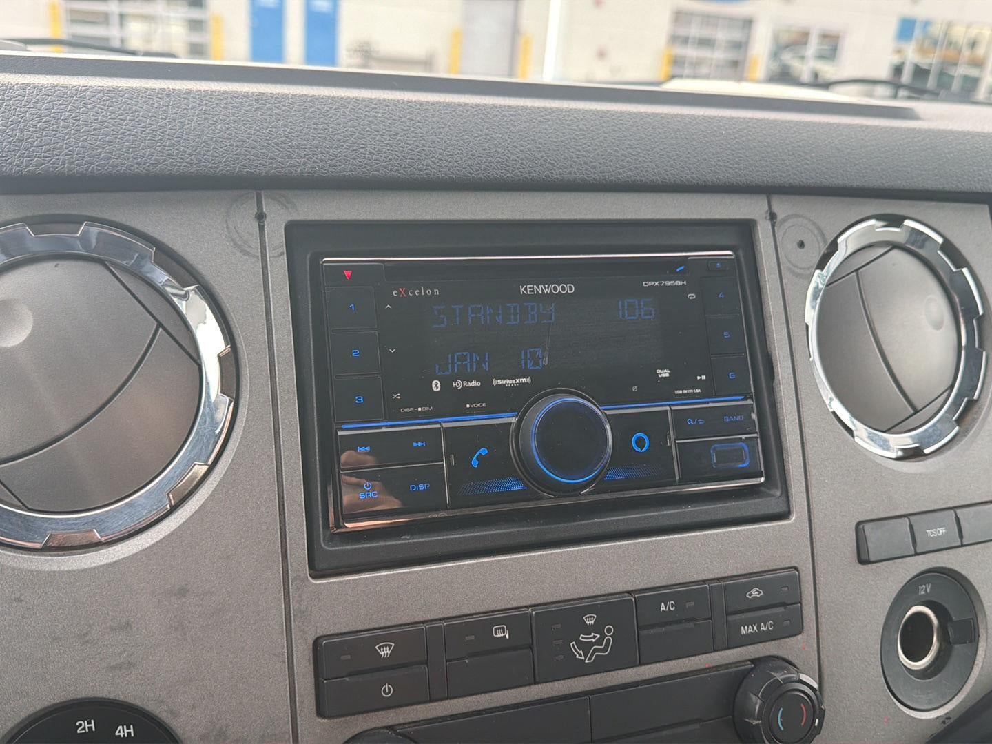 2016 Ford Super Duty F-350 DRW XLT