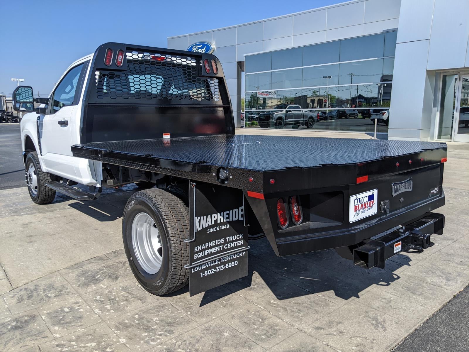 2026 Ford Super Duty F-350 DRW XL