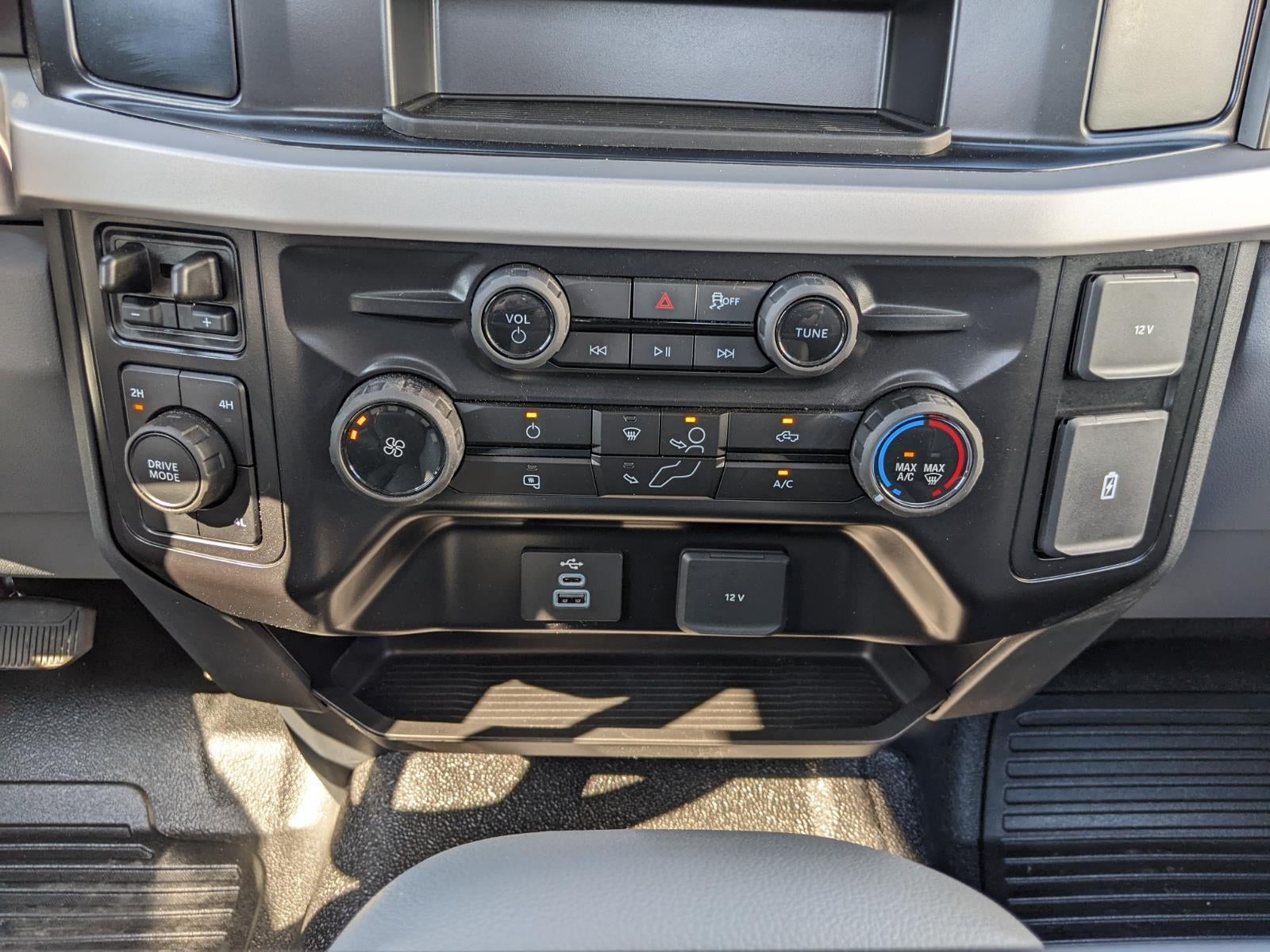 2026 Ford Super Duty F-350 DRW XL