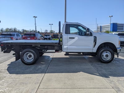 2026 Ford Super Duty F-350 DRW XL