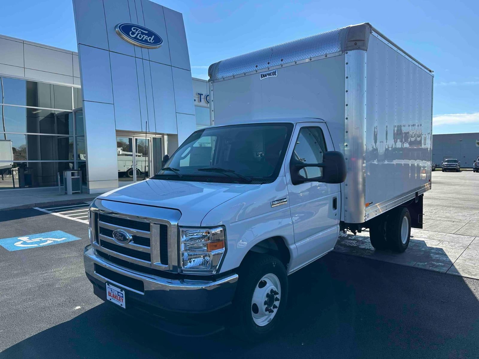 2025 Ford E-Series Cutaway DRW 12' BOX VAN