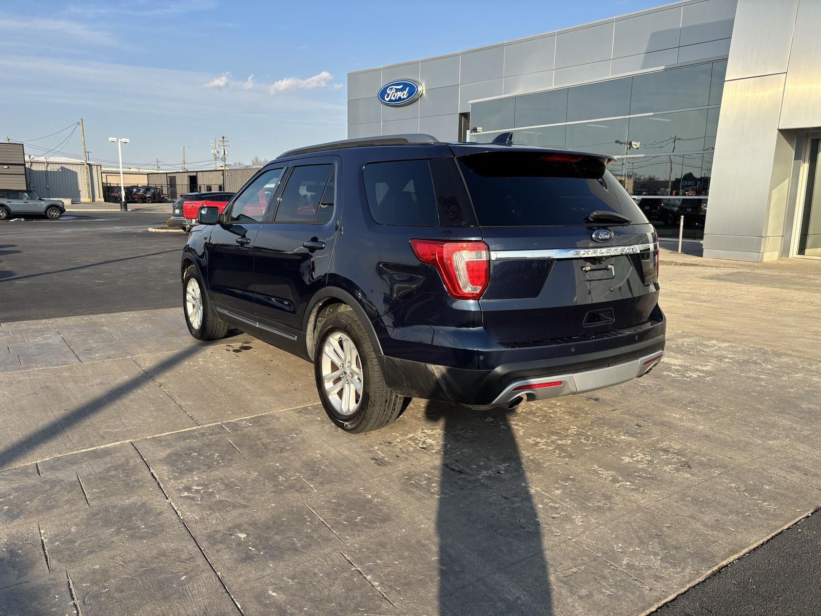 Used 2017 Ford Explorer XLT with VIN 1FM5K7D87HGC82953 for sale in Somerset, KY