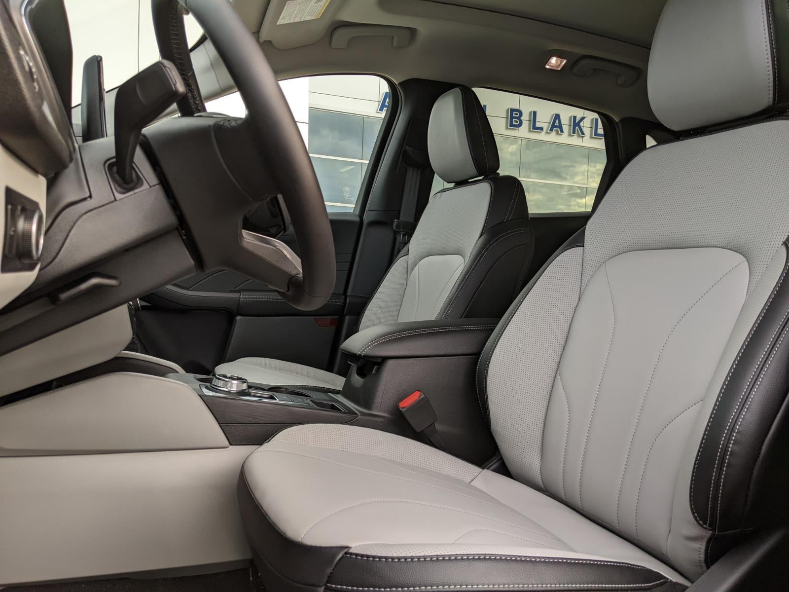 2026 Ford Escape Platinum