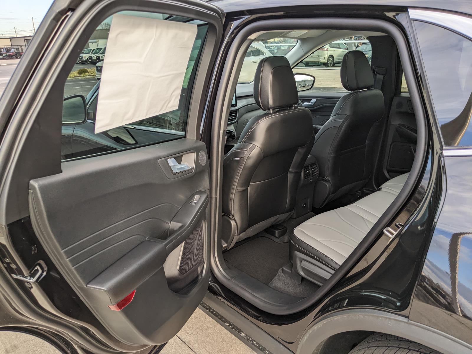 2026 Ford Escape Platinum