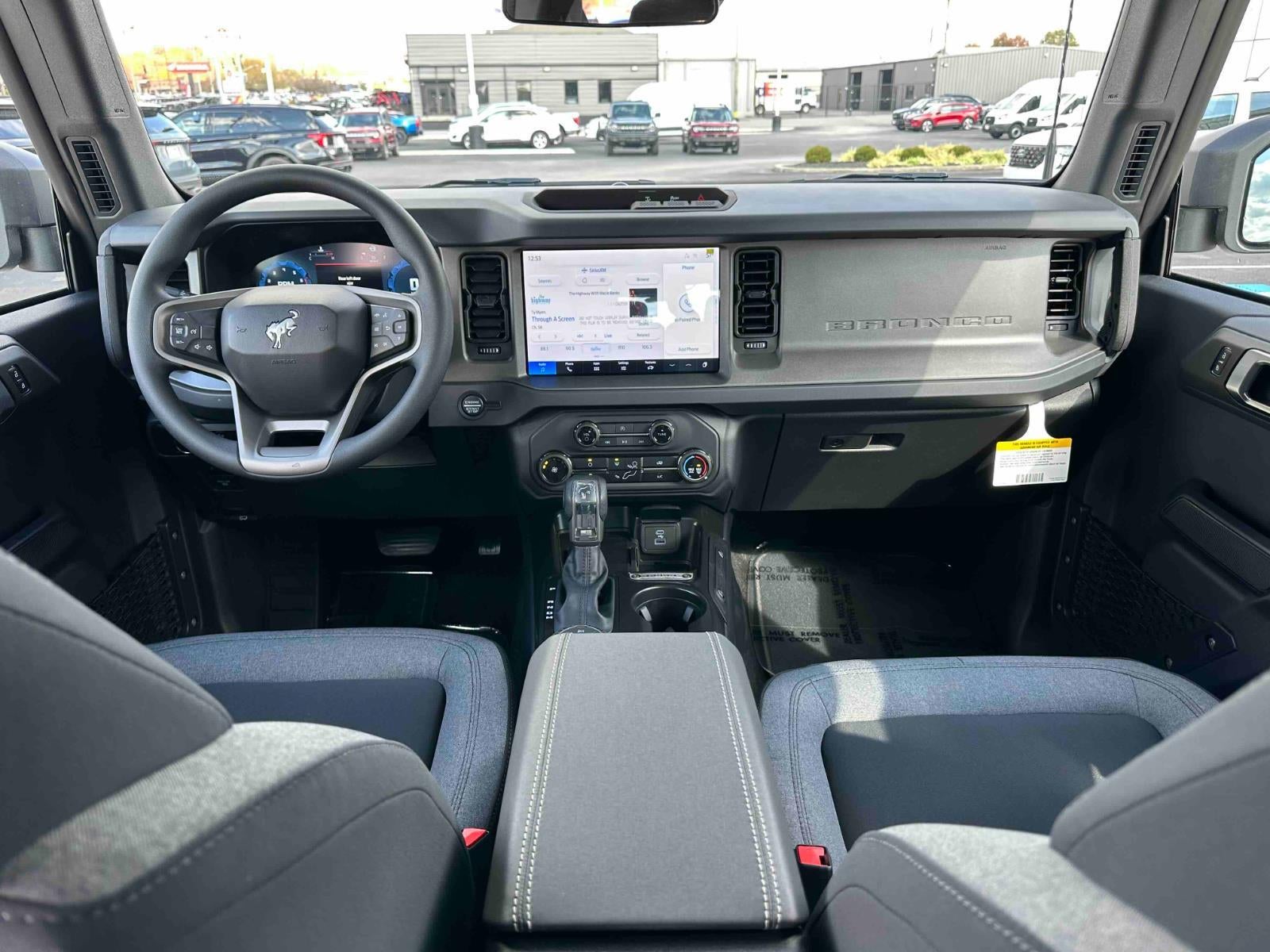 2025 Ford Bronco Base