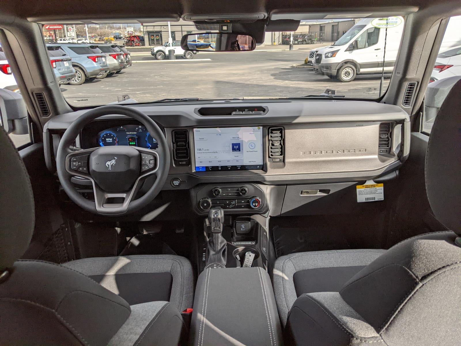 2025 Ford Bronco Base