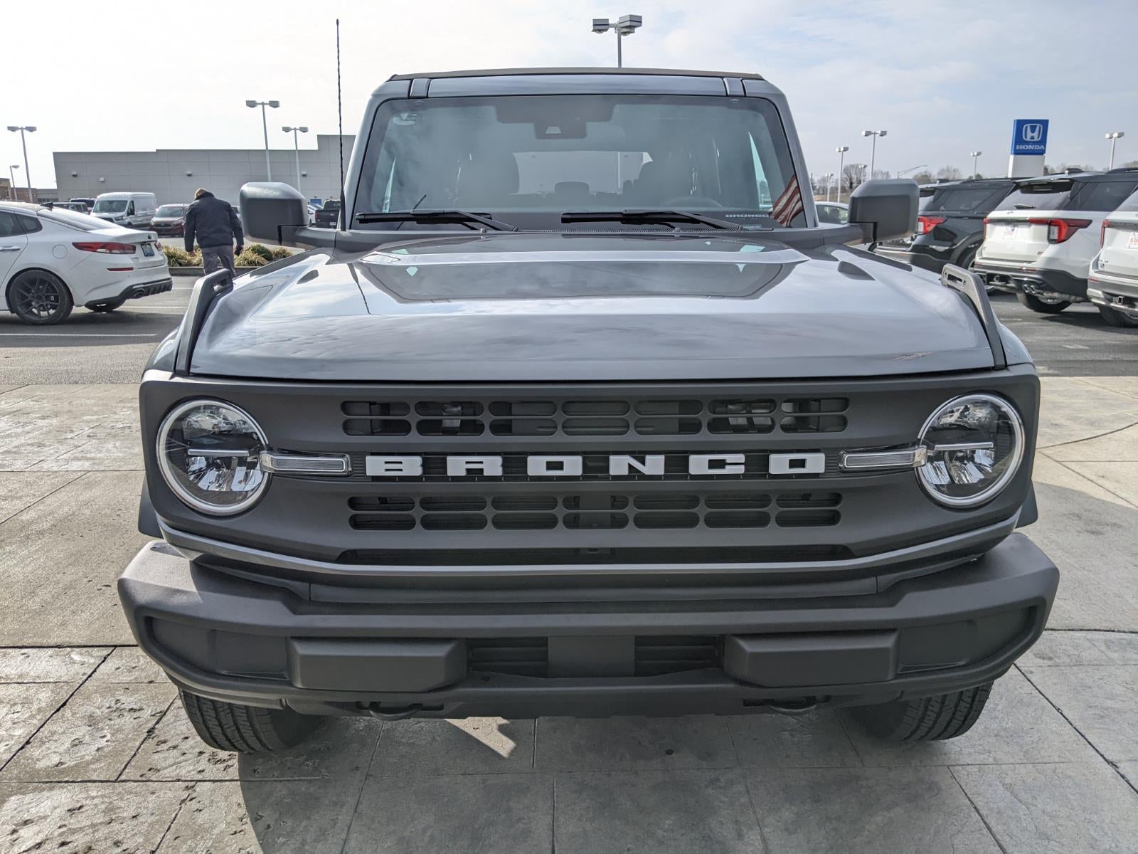 2025 Ford Bronco Base
