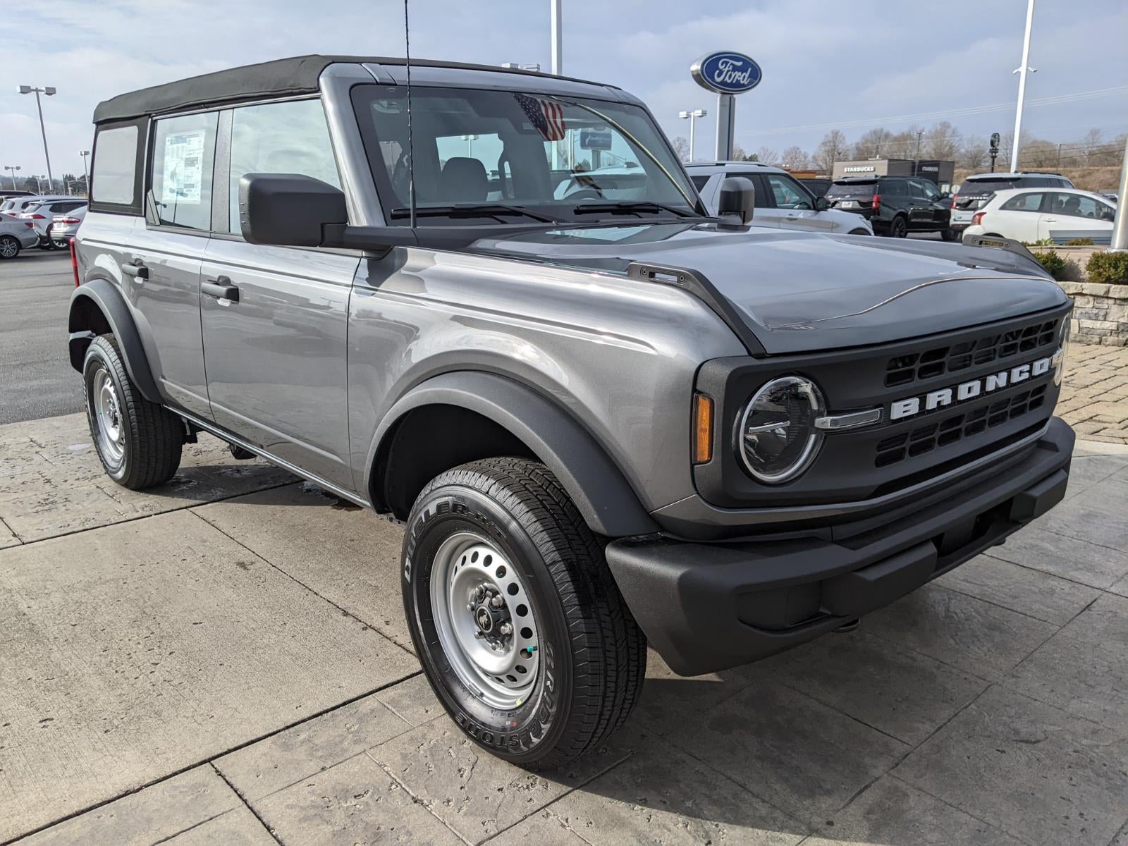 2025 Ford Bronco Base