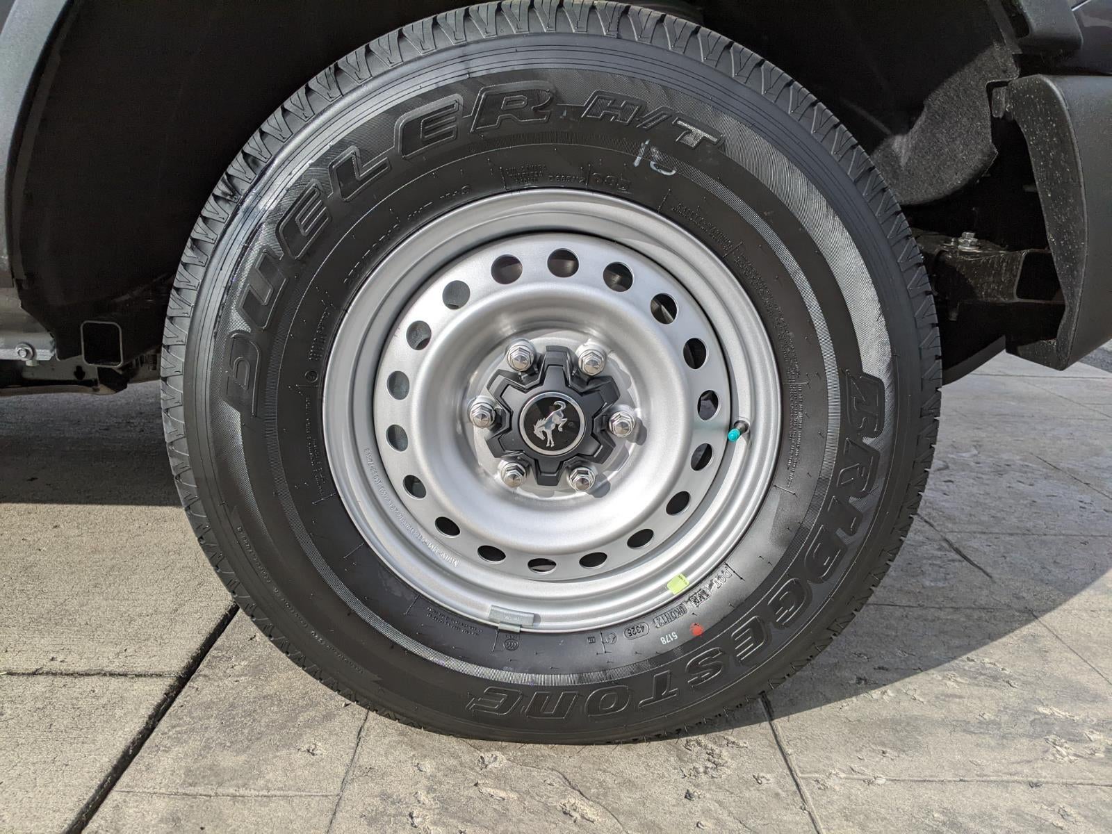 2025 Ford Bronco Base