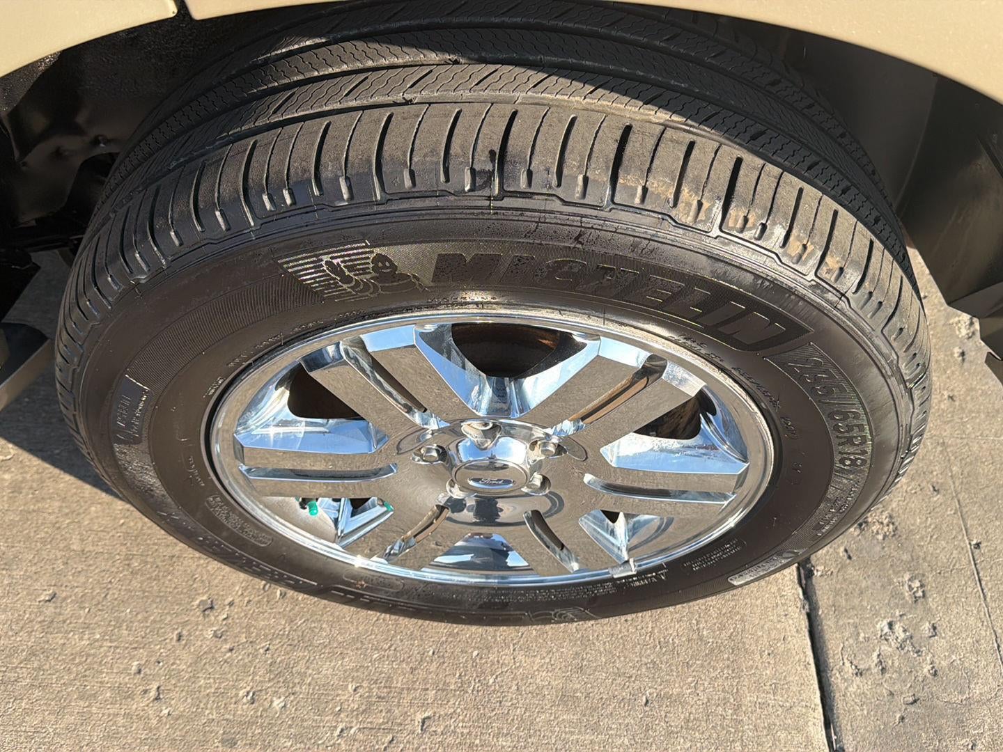 2010 Ford Explorer Eddie Bauer