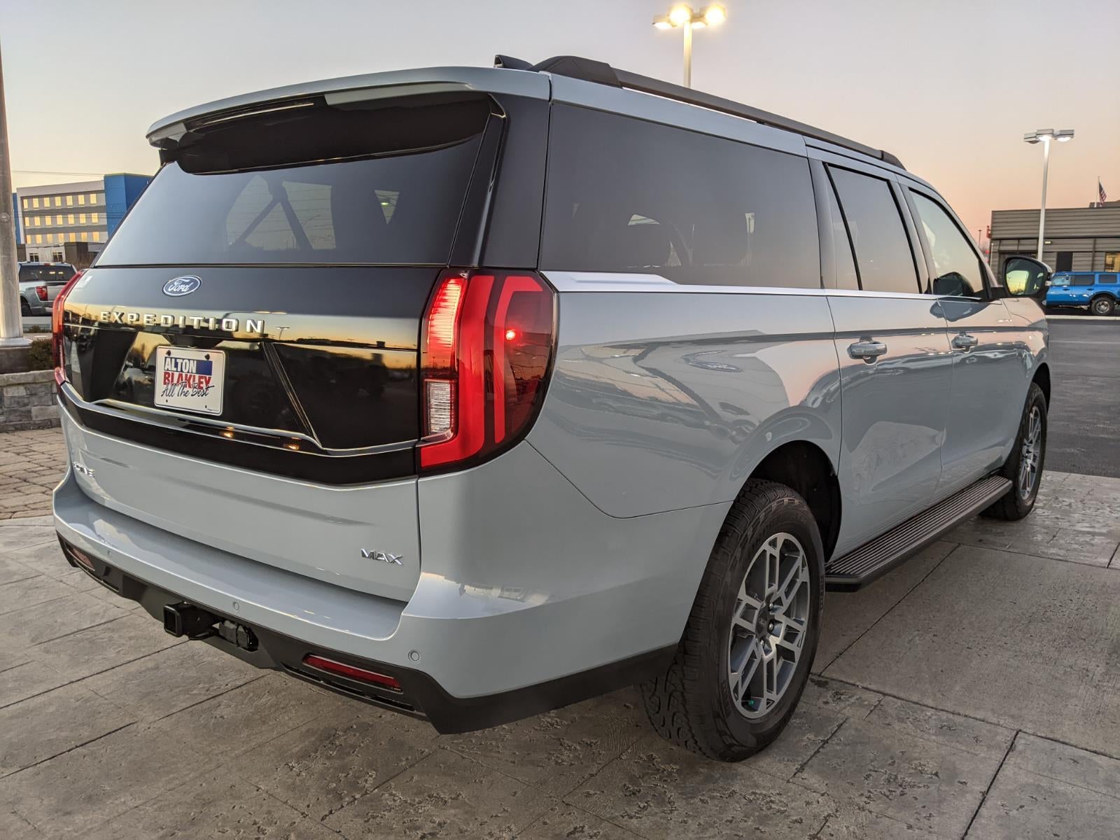 2026 Ford Expedition Max Active