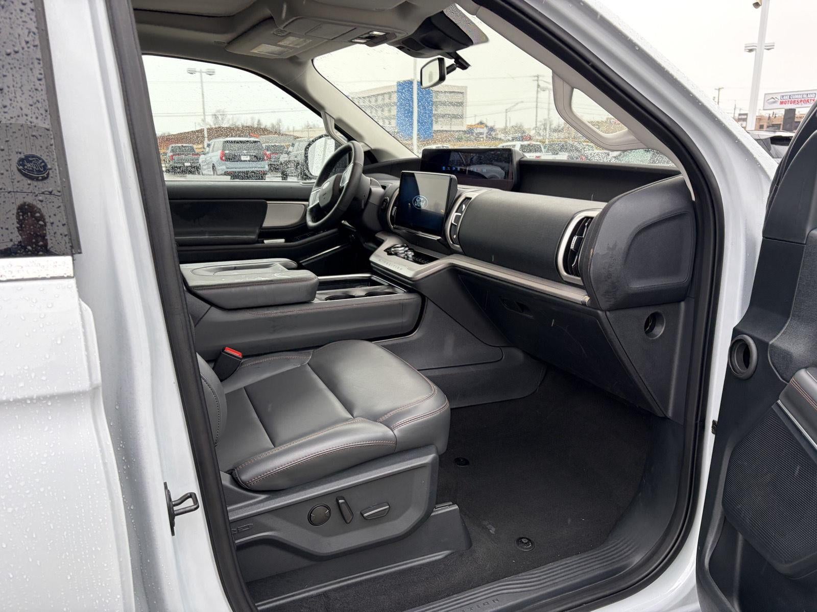 2025 Ford Expedition Max Active