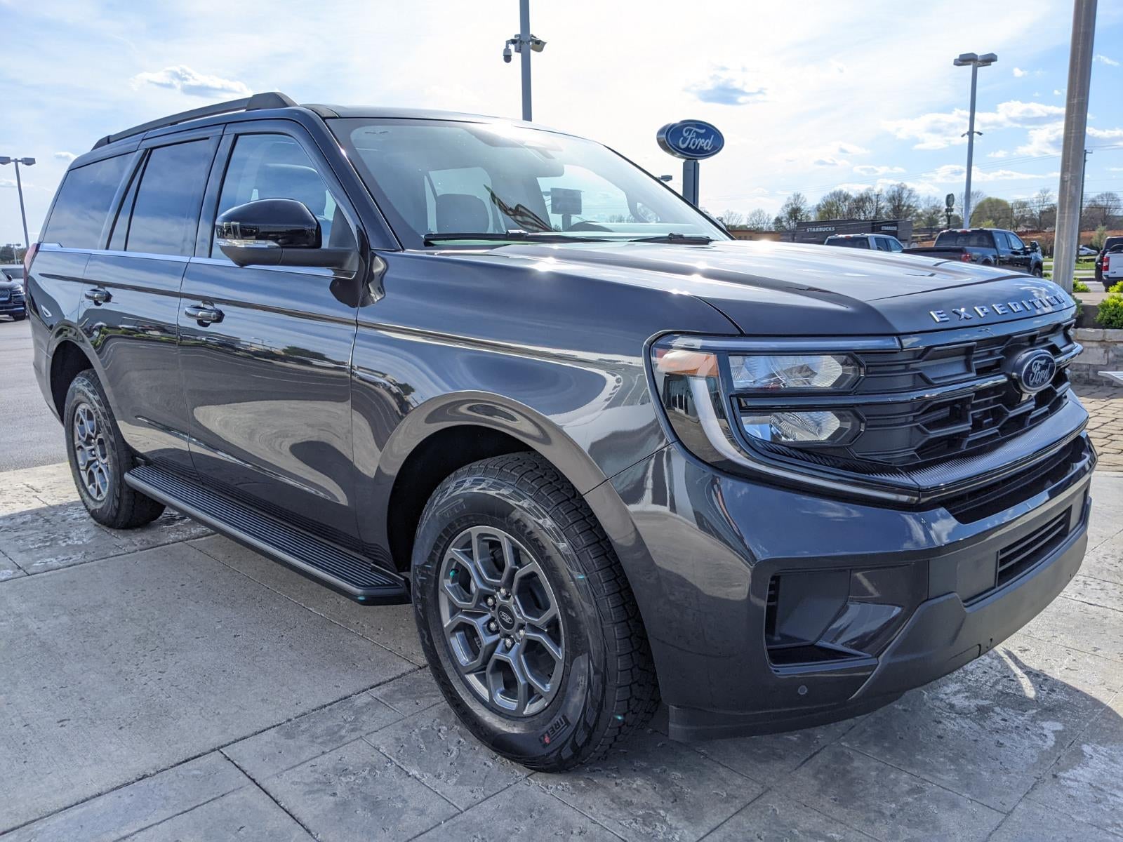 2026 Ford Expedition Active