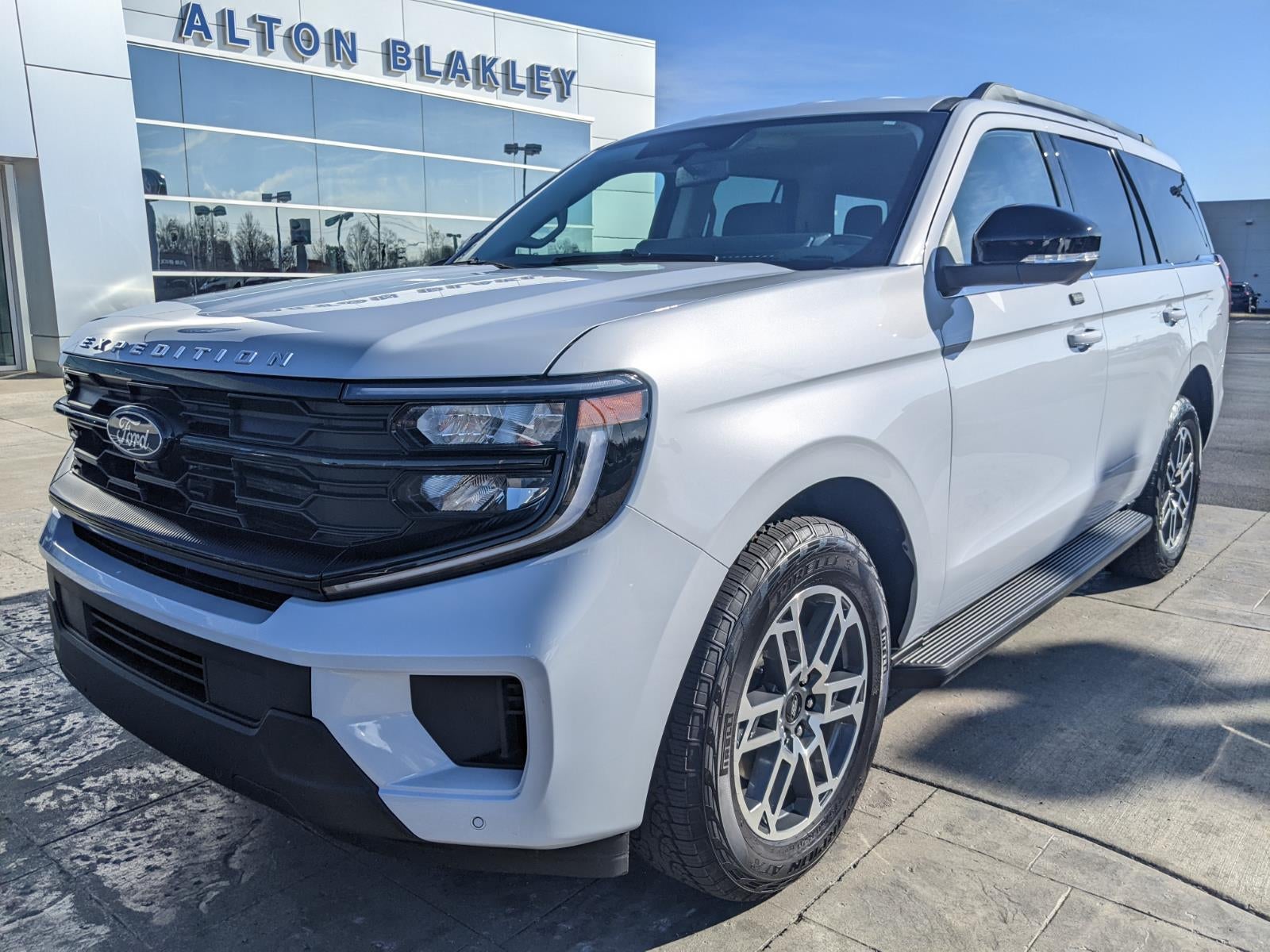 2026 Ford Expedition Active