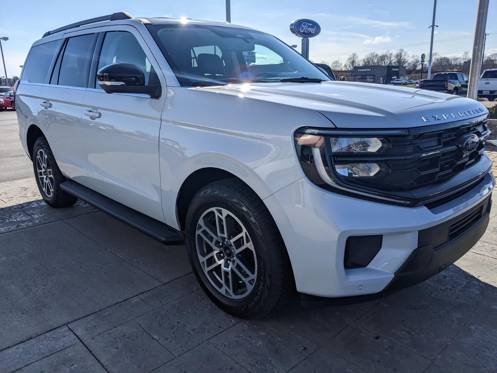 2026 Ford Expedition Active