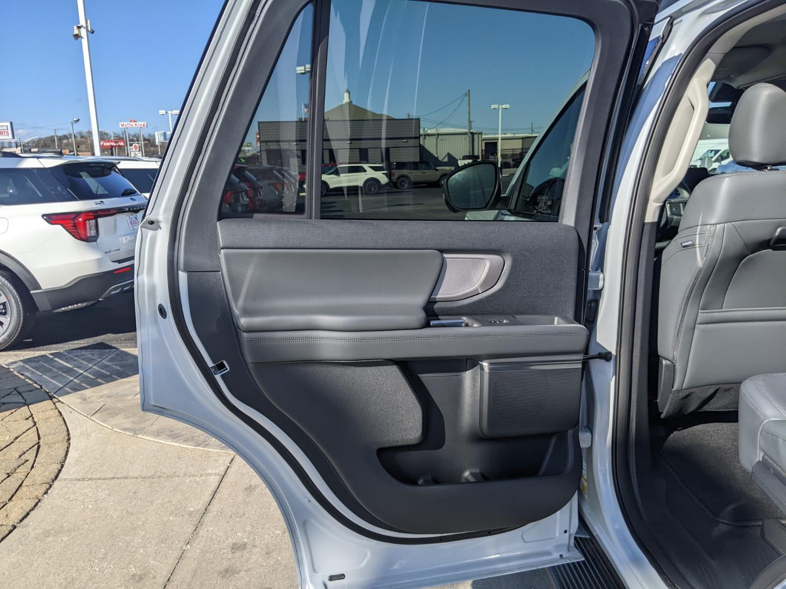 2026 Ford Expedition Active