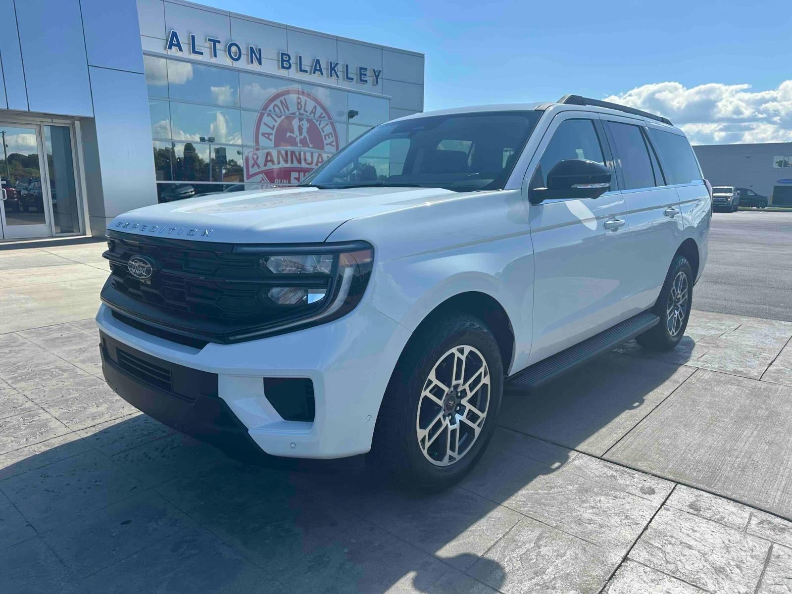 2025 Ford Expedition Active