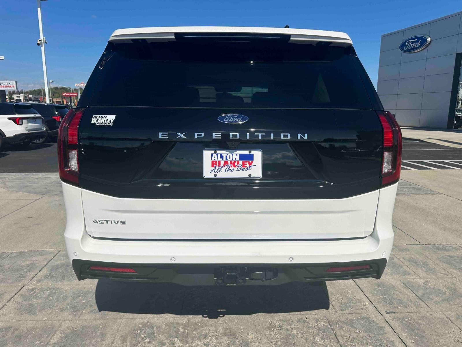 2025 Ford Expedition Active