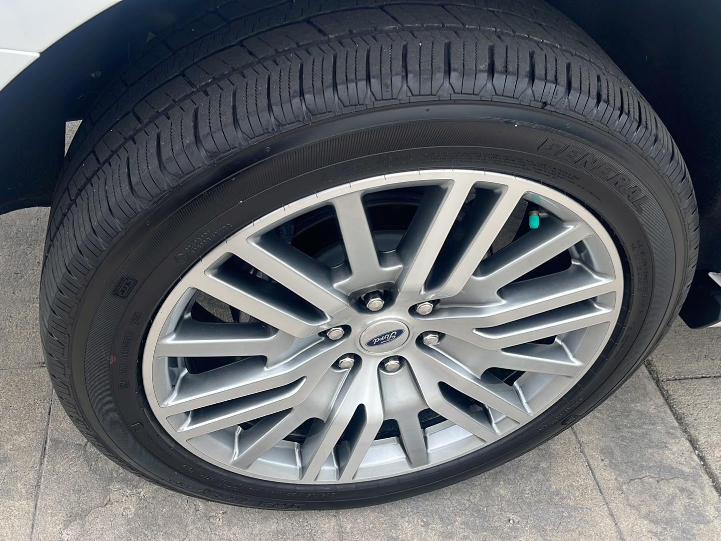 2023 Ford Expedition Platinum