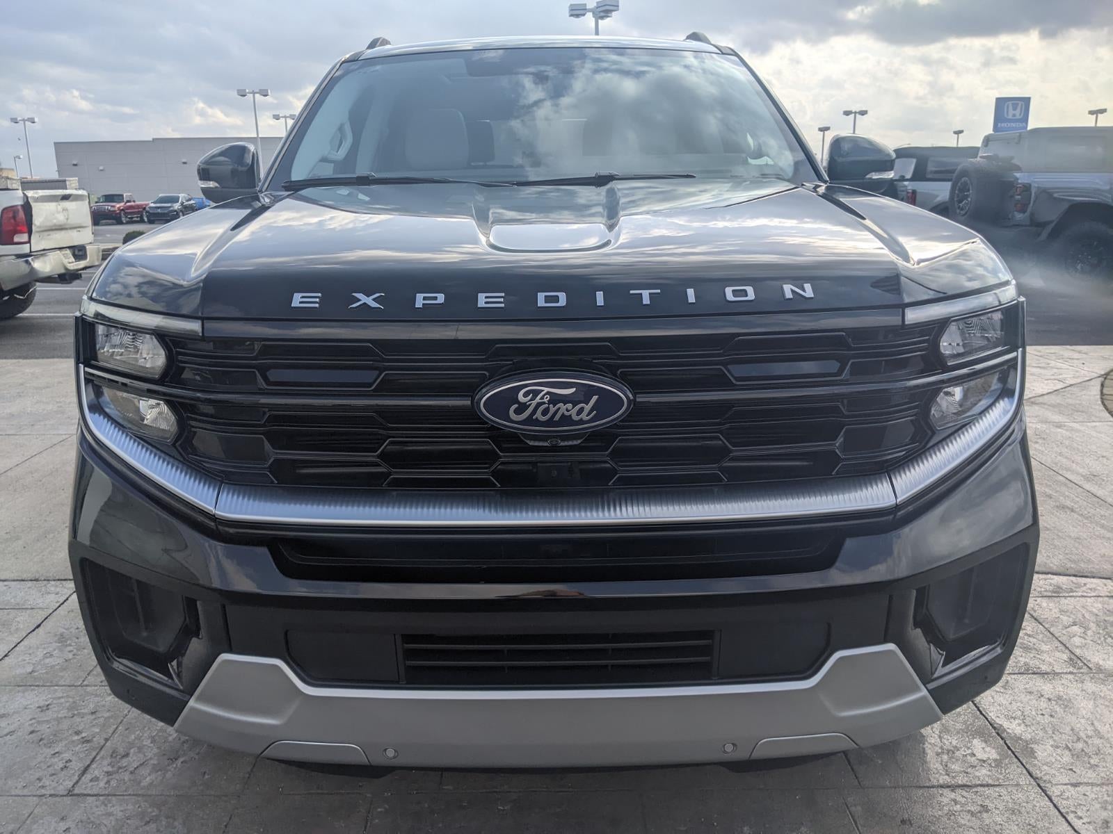 2026 Ford Expedition Platinum