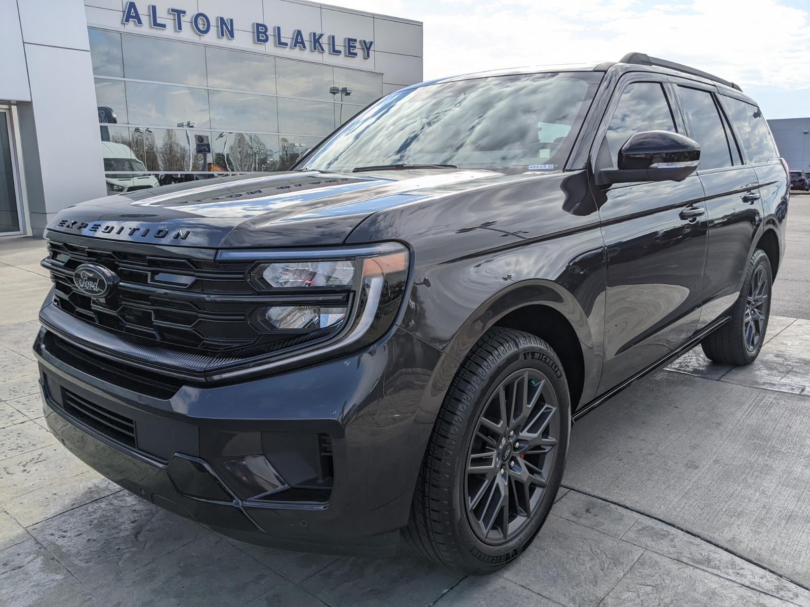 2025 Ford Expedition Platinum