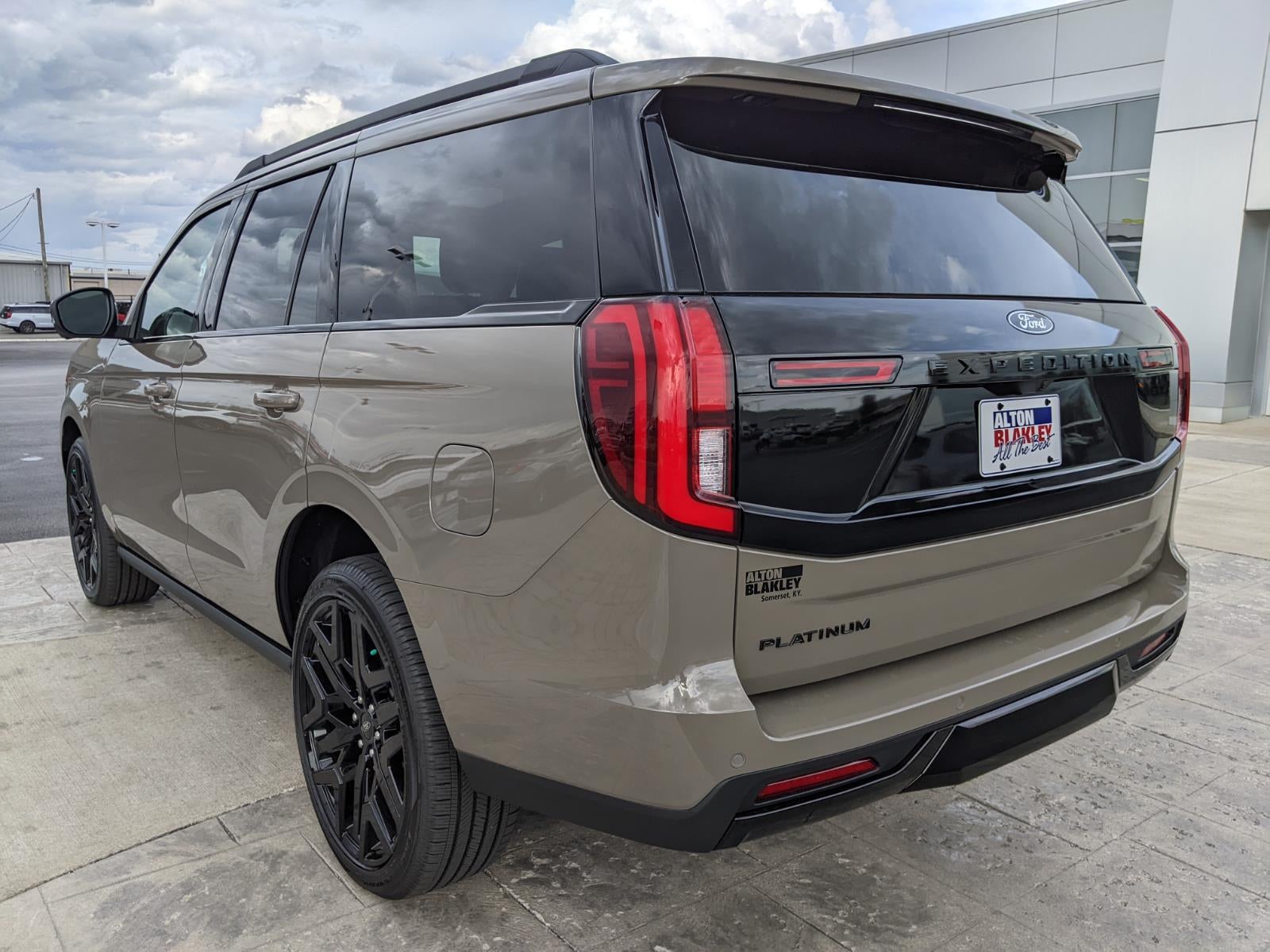 2026 Ford Expedition Platinum