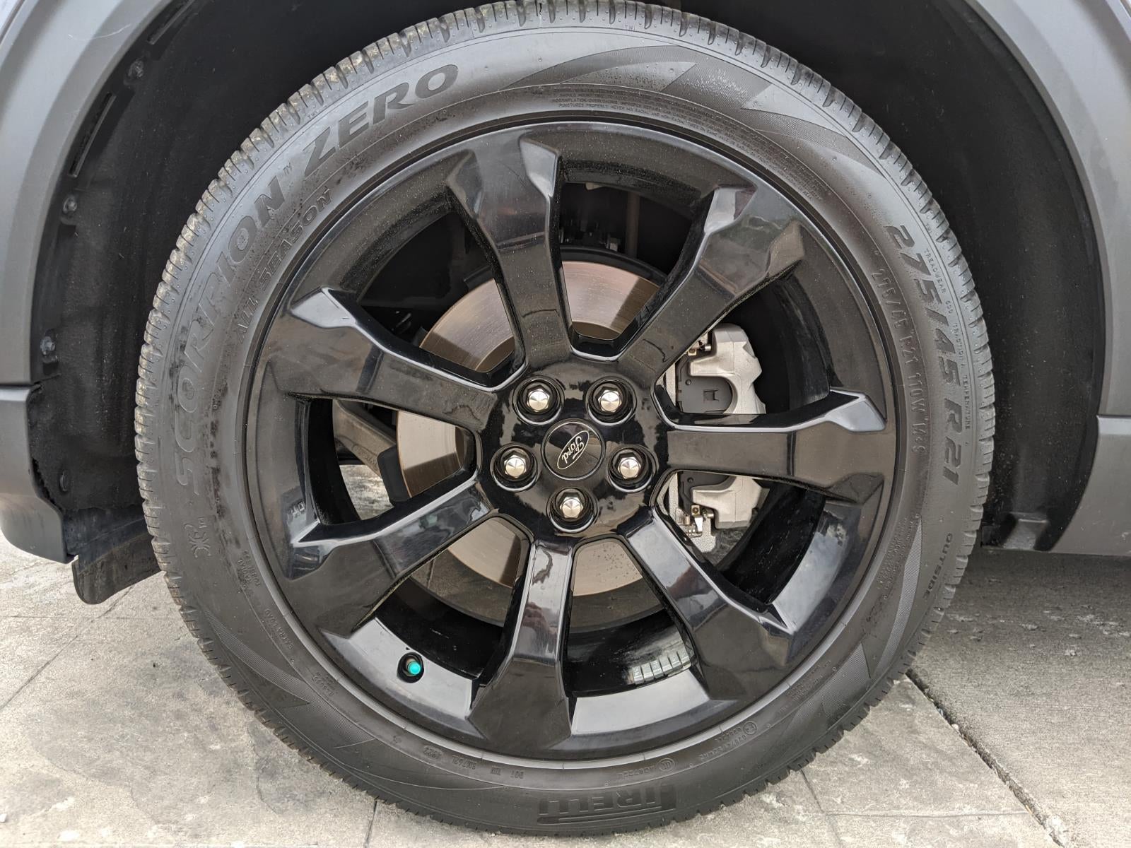 2023 Ford Explorer ST-Line