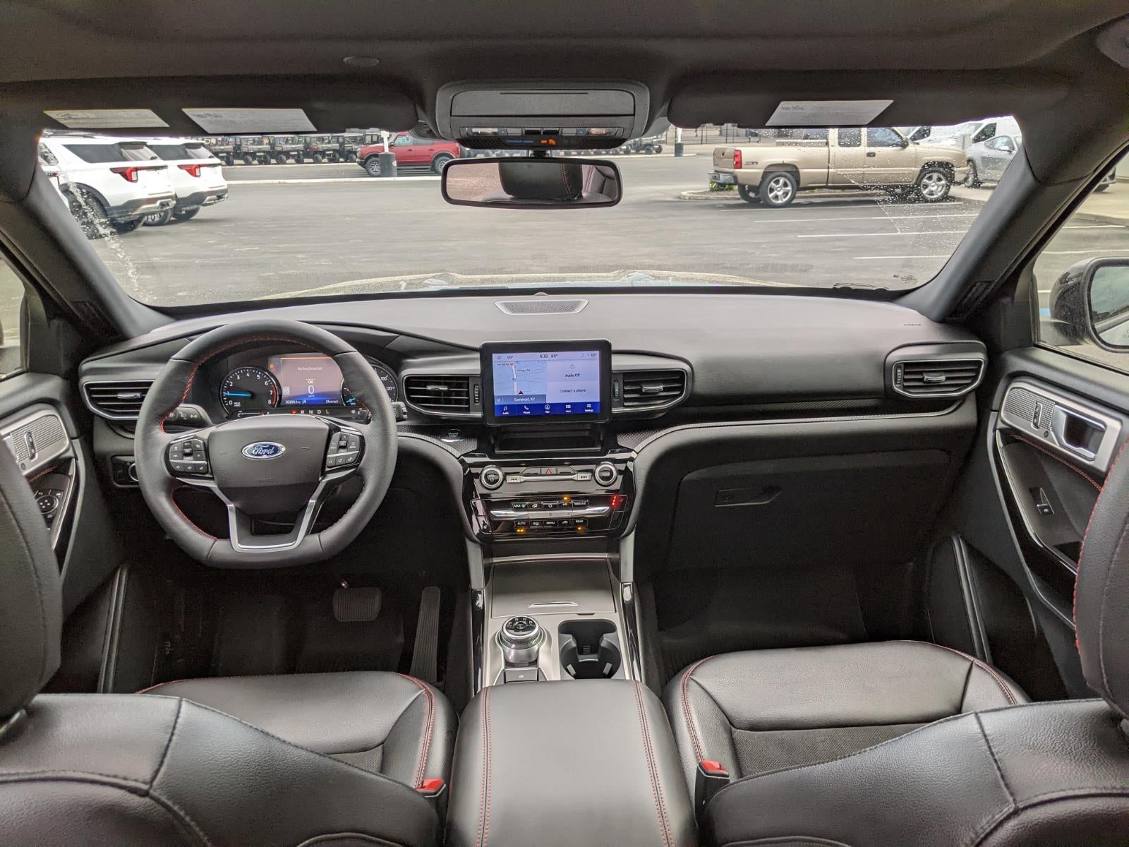 2023 Ford Explorer ST-Line