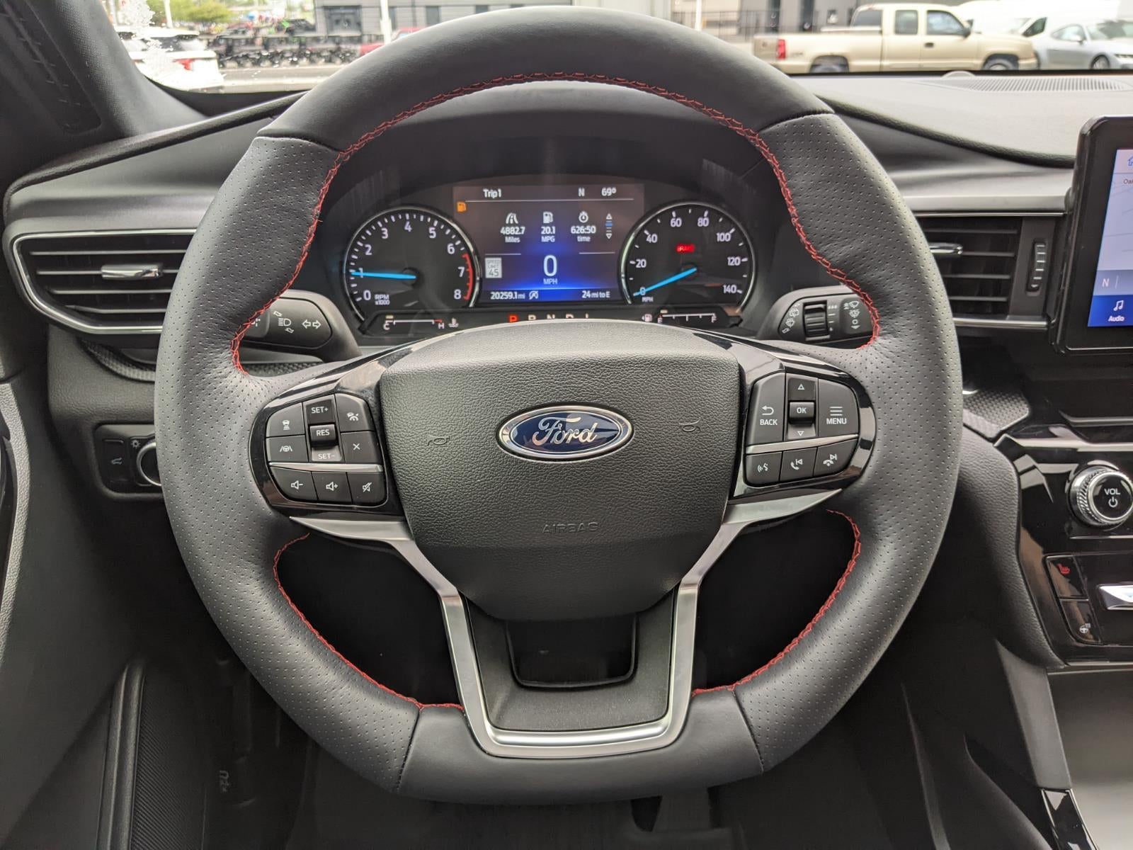 2023 Ford Explorer ST-Line