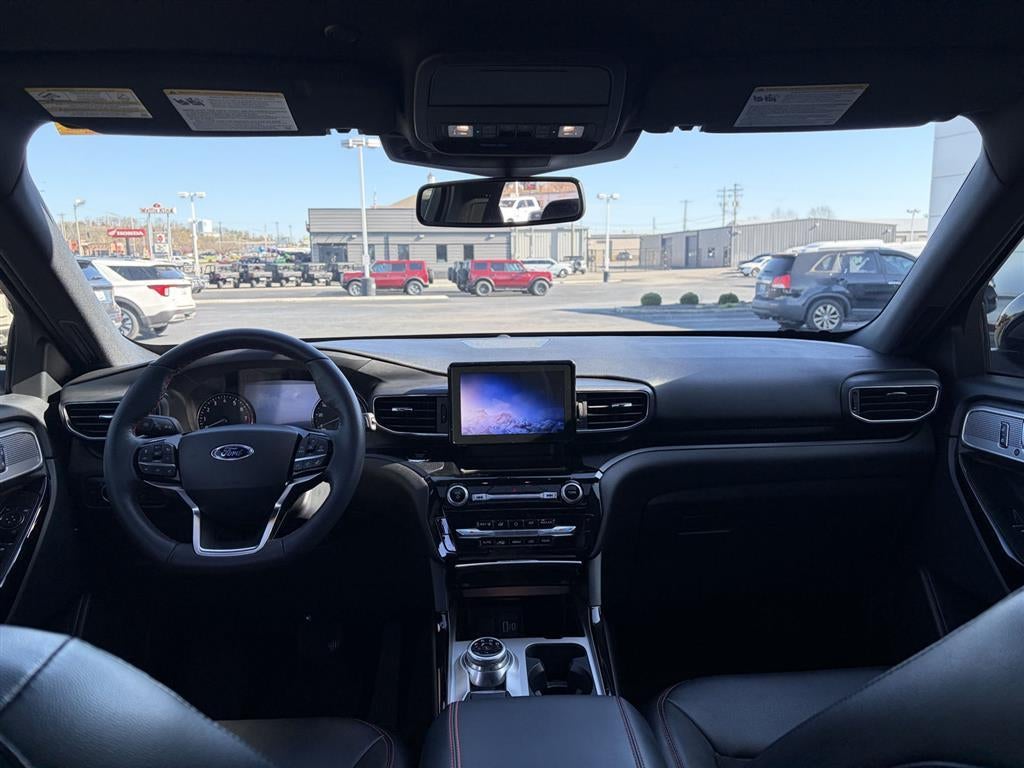 2023 Ford Explorer ST-Line