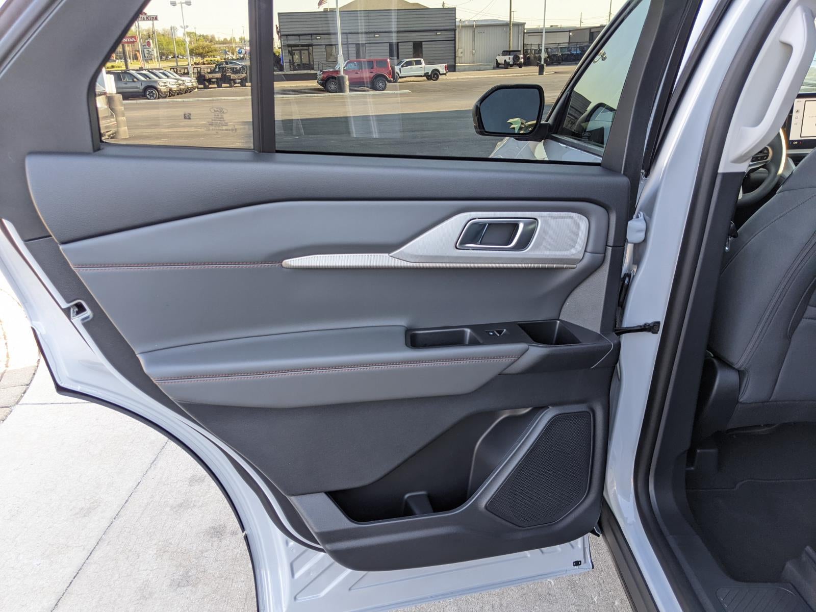 2026 Ford Explorer Active w/100A Pkg