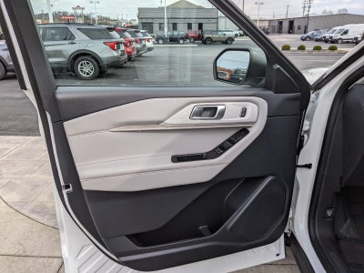 2026 Ford Explorer Active w/100A Pkg