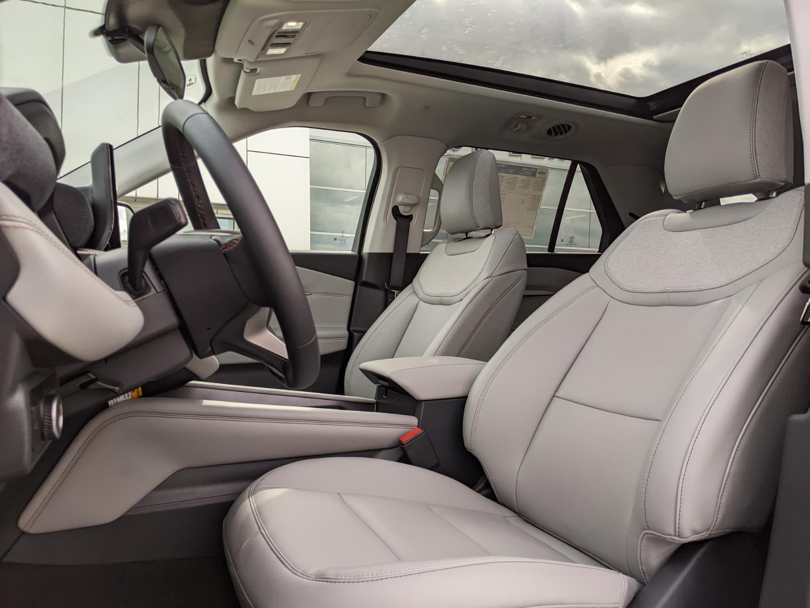 2026 Ford Explorer Active w/100A Pkg