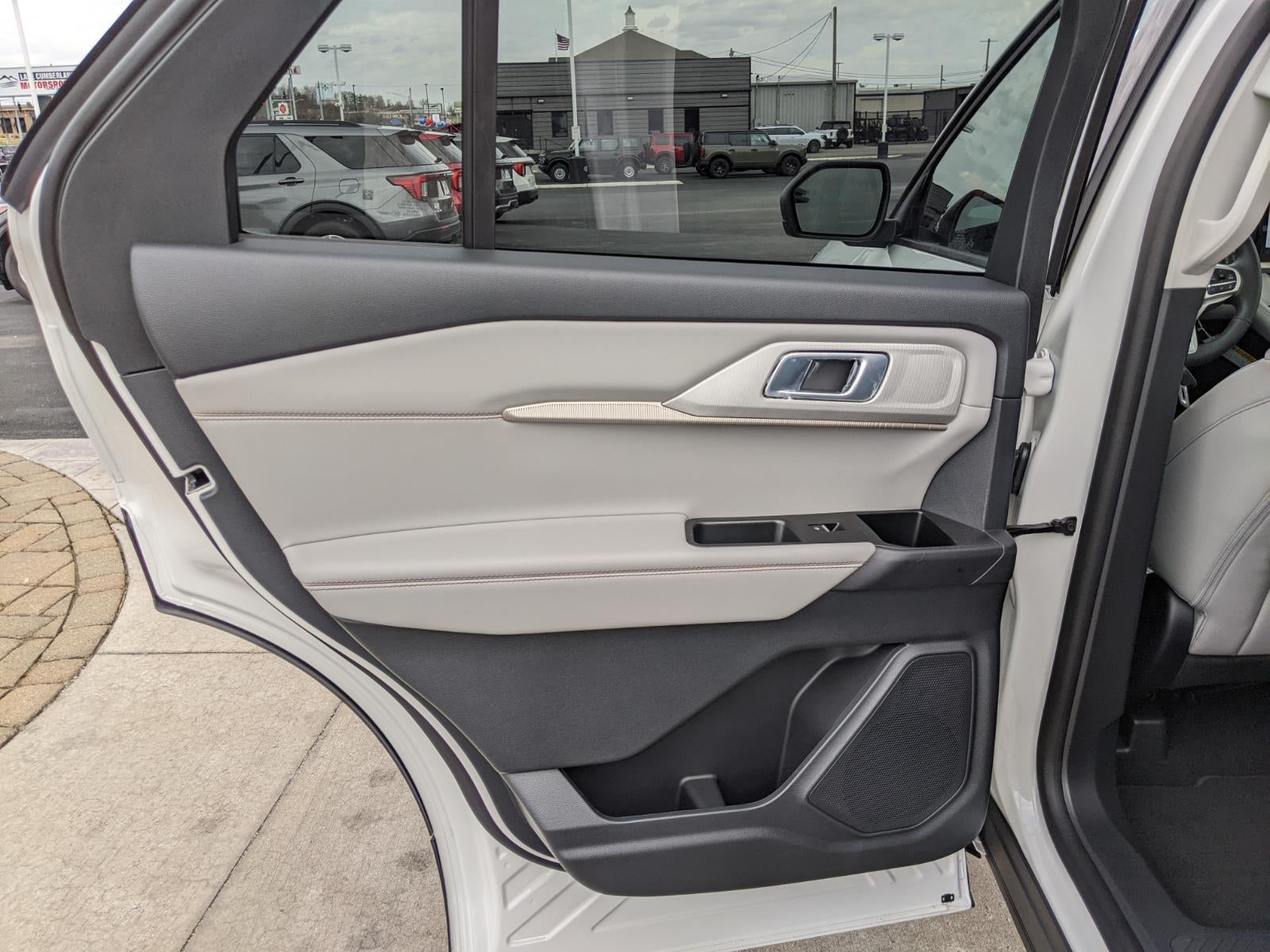 2026 Ford Explorer Active w/100A Pkg