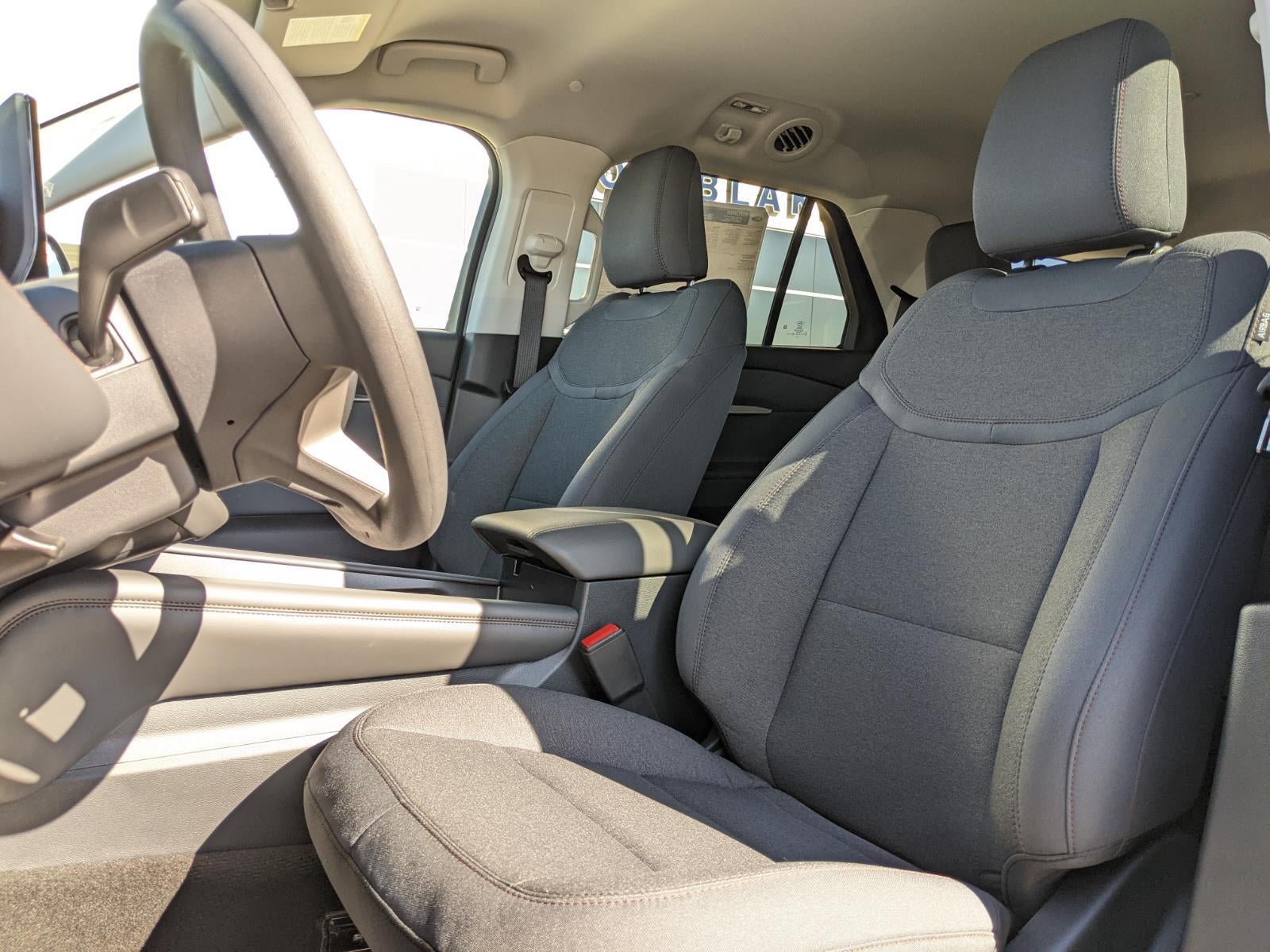2026 Ford Explorer Active w/100A Pkg