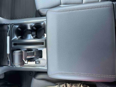 2025 Ford F-150 Lightning Lariat 4WD Supercrew 5.5'