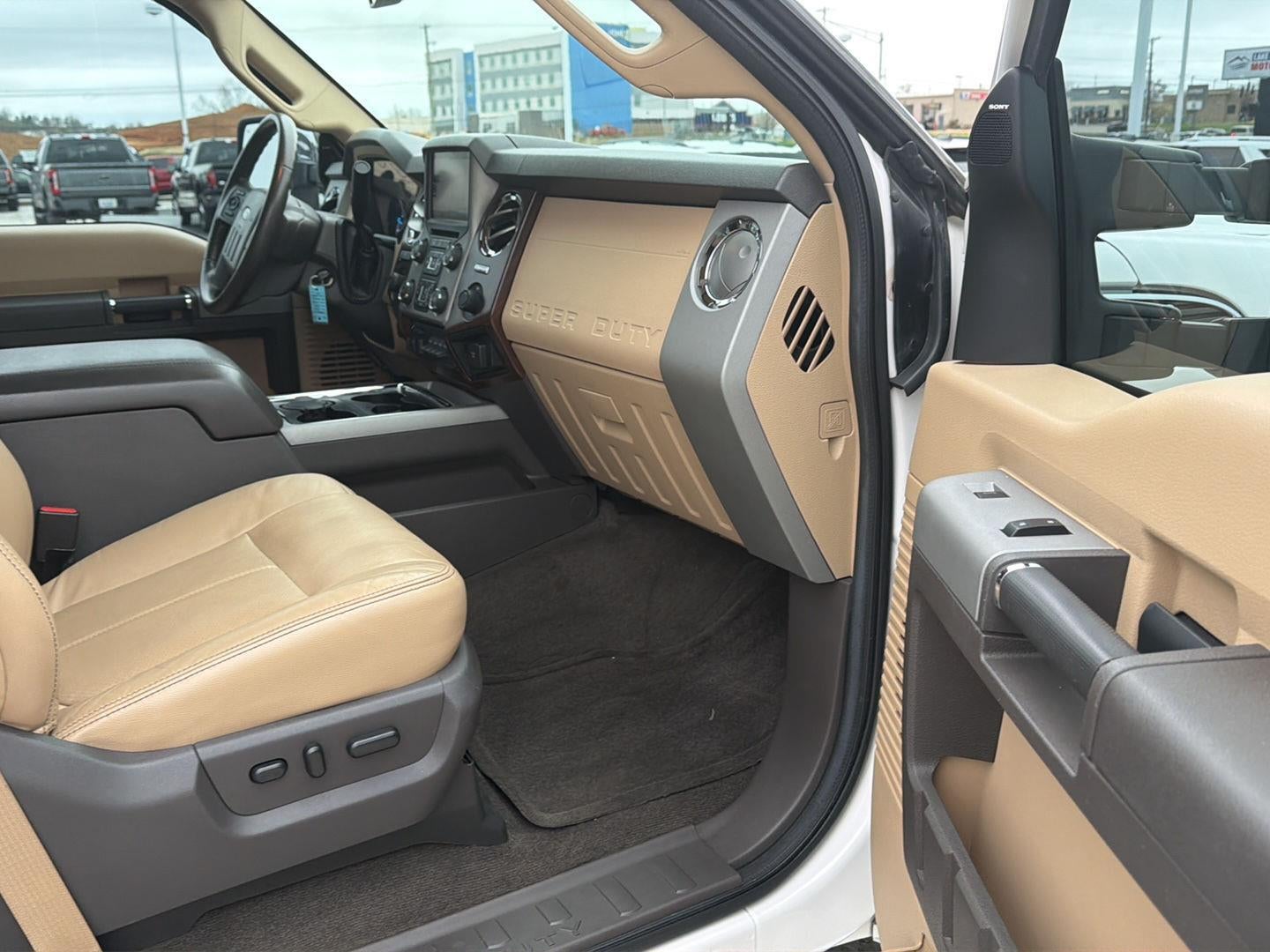 2013 Ford Super Duty F-250 SRW Platinum