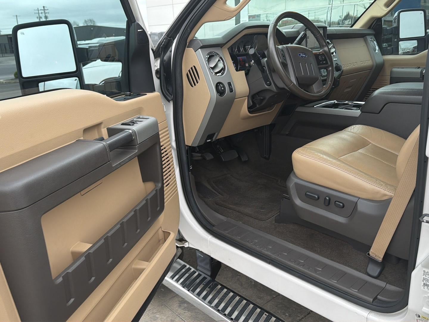 2013 Ford Super Duty F-250 SRW Platinum