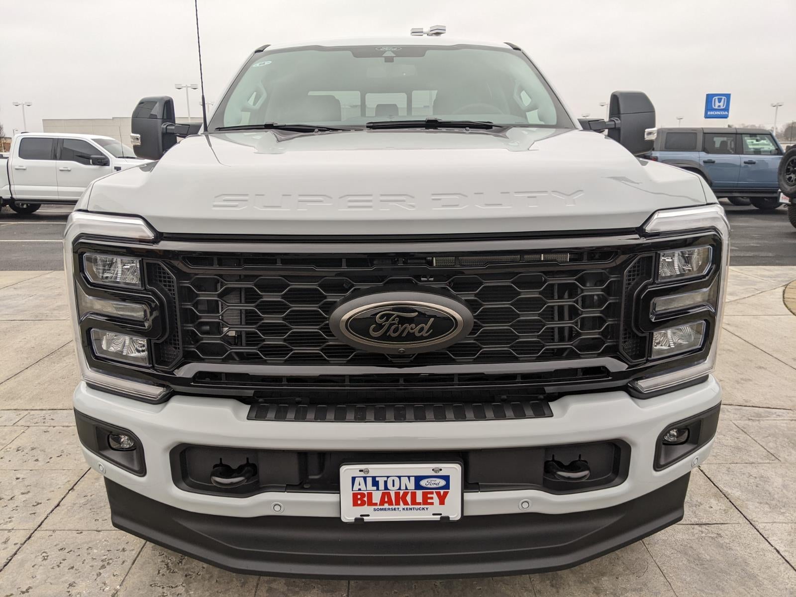 2026 Ford Super Duty F-250 SRW LARIAT