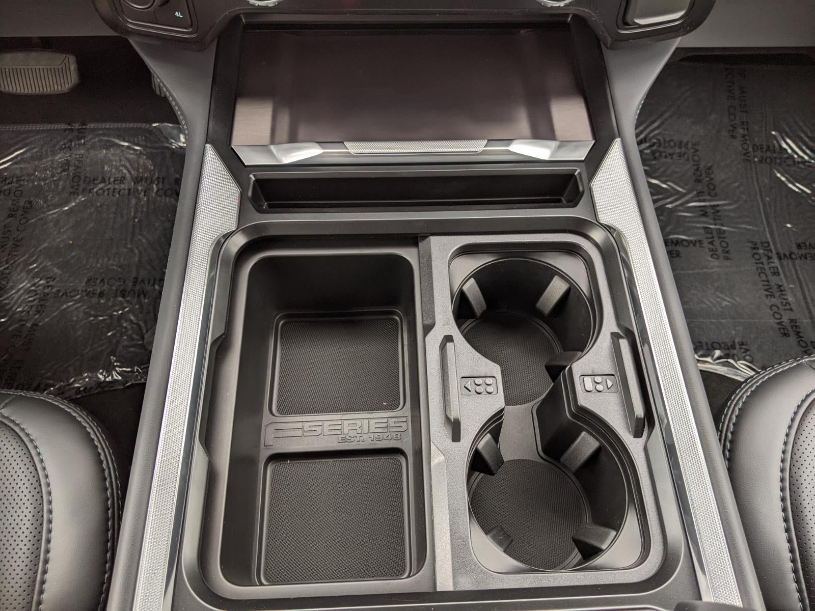 2026 Ford Super Duty F-350 SRW Platinum