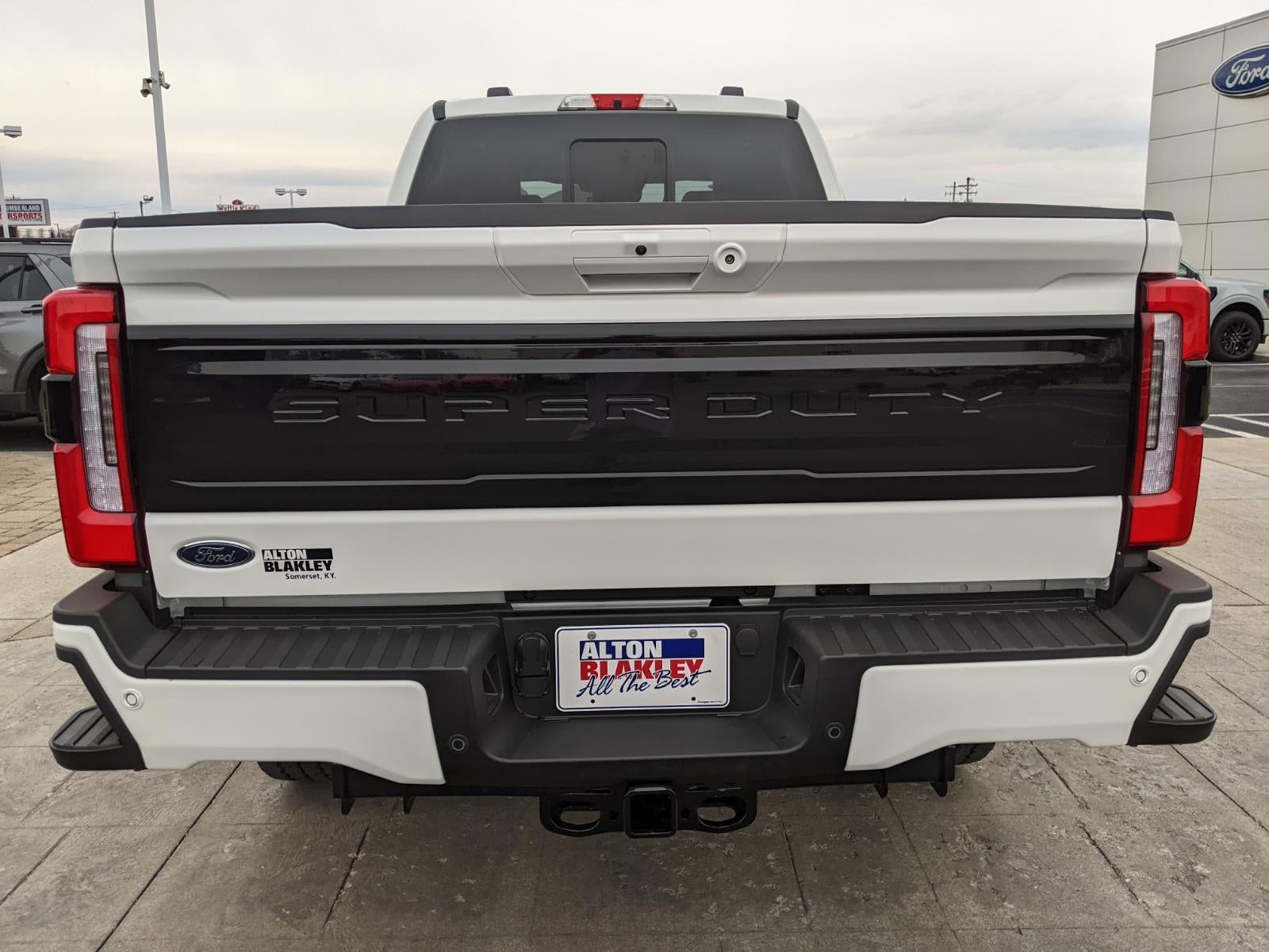 2026 Ford Super Duty F-350 SRW Platinum